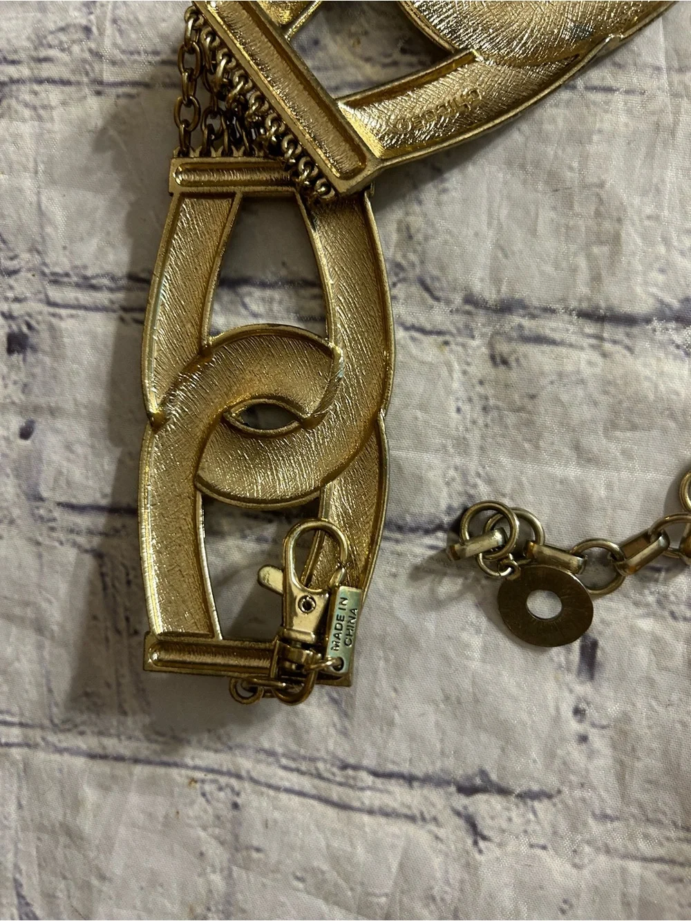 CHICO’S (2) UNIQUE STYLES GOLD CHAIN EMBELLISHED AND BROWN LEATHER BELTS